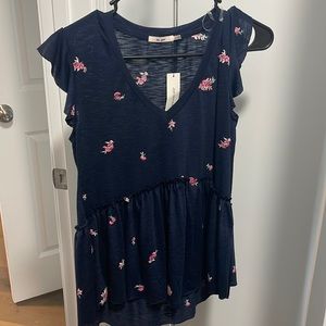 NWT FRANCESCAS Navy Floral Pepulm Tee